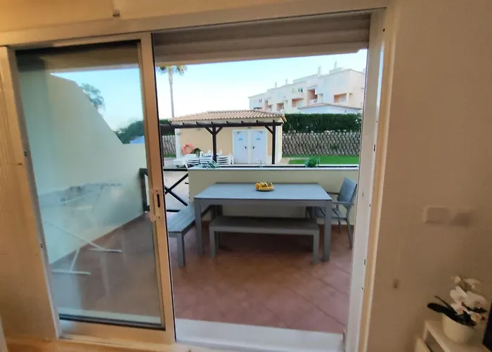 Albufeira Valley 2 With Pool By Homing